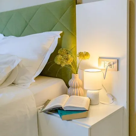 Luxury New 5* In The Center Of Apartment *